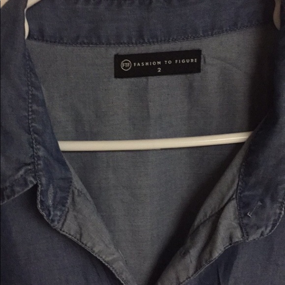 Medium to dark blue denim shirt. - Picture 3 of 4